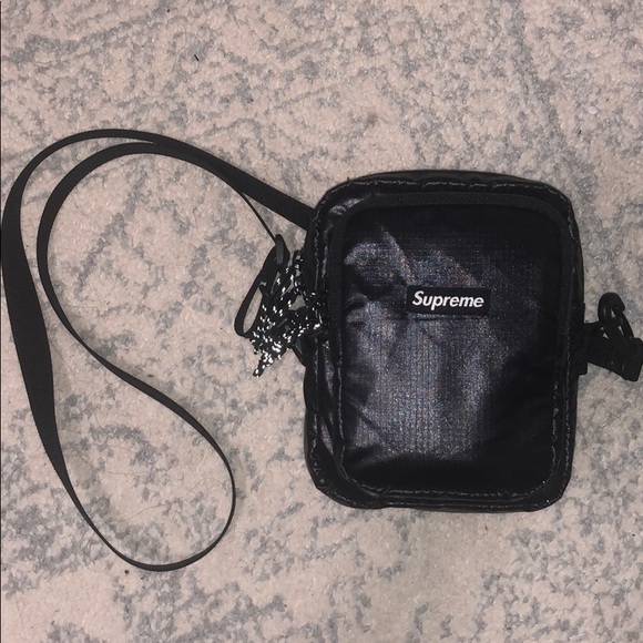 Supreme Handbags - Supreme shoulder bag FW17